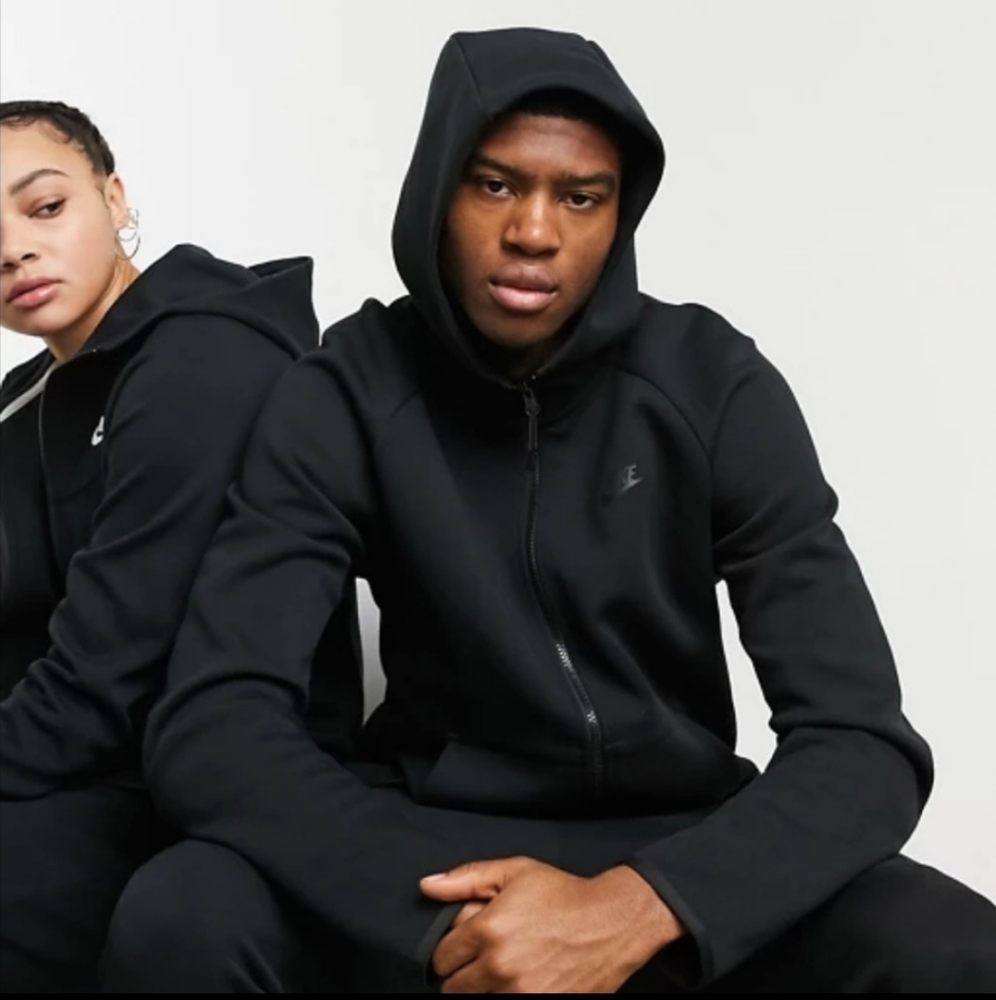 nike tech zip up sweater hoodie